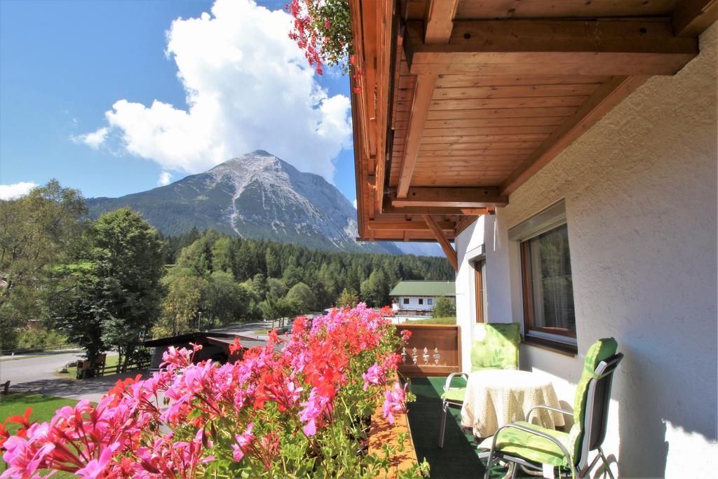 Ivos Sonnenpension Leutasch Exteriör bild
